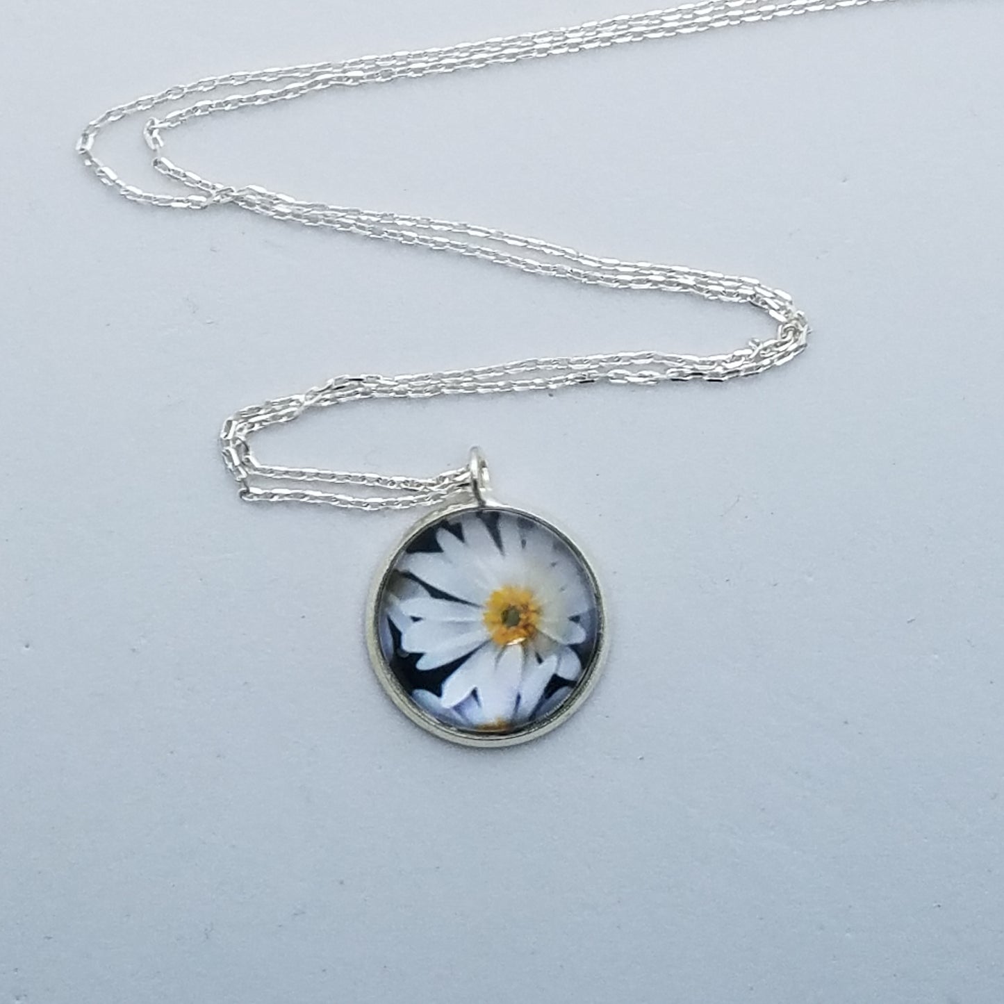 Daisies Necklace